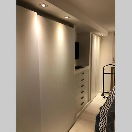 Appartamento Seminterrato - Relax Tra Gli Ulivi Apartment *